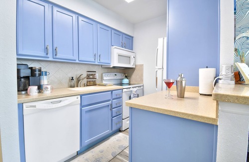 Sunset Beach Apartment | Funshine Sunset Beach - Gulf Sunsets Across from Beach Free Parking