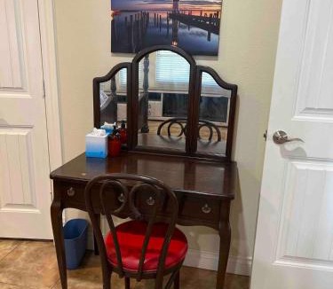 San Leon House | Galveston Bay Elegant Waterfront Home 3bed 3b Lighted Private fishing pier