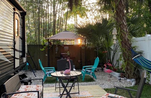Largo Apartment | Garden Paradise RV Camper near Clearwater Beaches