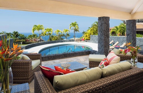 Kahaluu-Keauhou House | Gated Keauhou Residences w/Ocean Views & Pool!