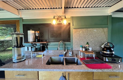 Kealakekua House | Gingerhill Farm Retreat