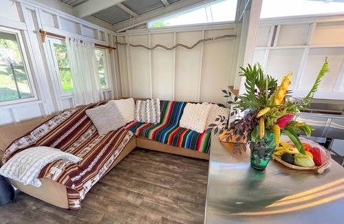 Kealakekua House | Gingerhill Farm Retreat