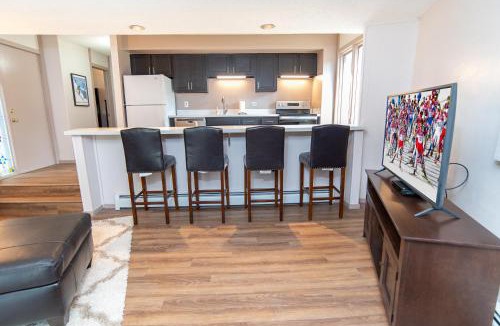 Peak 8 Apartment | Gold Camp Miners' Inn Condo: Nice Location, Updates