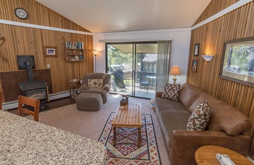 Peak 8 Condo | Gold Camp Placer Condo: On Shuttle Route