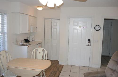 Calabash Apartment | Golf Resort Studion Villa 1202L in the Heart of NC Seafood Country