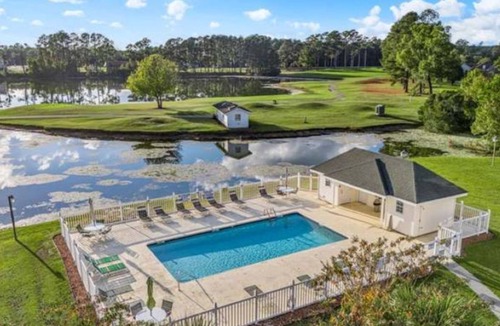 Longs Villa | Golf Views + Beach Days = The Perfect Getaway