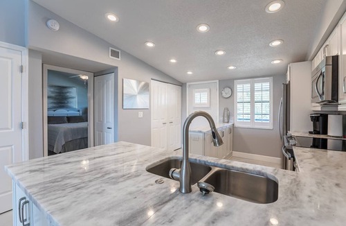 Capri Isle House | Gorgeous Condo on Treasure Island, 2 Bedroom