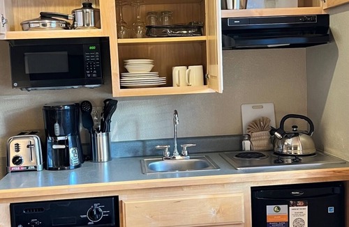 Four O'Clock Condo | Grand timber lodge 2 bedroom 2 bath