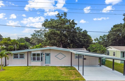 Sun Bay South House | Great Location South Tampa , Hot Tub Near Base