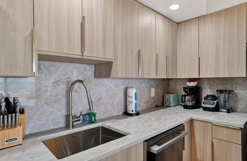 Longboat Key Apartment | Gulf-View Beachfront Condo – Unit 203 – Longboat Key