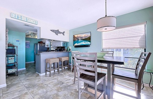 Sunset Beach House | Gulfside Cottage w/Swim Spa on Beach