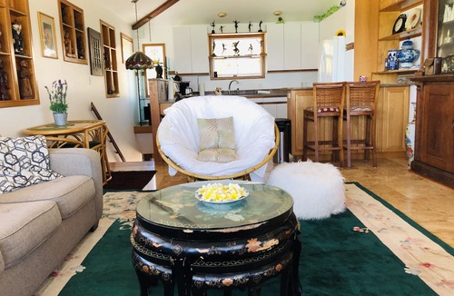 Waialee House | Haleiwa oceanfront inquiry special rate options