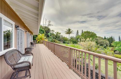 Papa House | Hawaiian Retreat w/Ocean Views in Captain Cook!