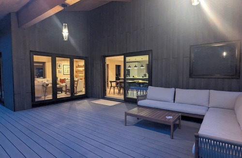 Sullivan Cabin | Hidden Woodland Retreat: Luxury & Total Privacy