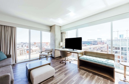 LoDo Hotel | Hilton Garden Inn Denver Union Station, CO