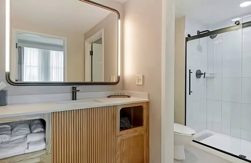 Downtown Tampa Hotel | Historic Charm with Modern Luxury! Experience Tampa