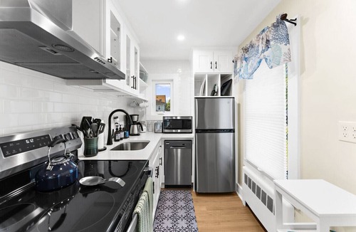 Stonington Apartment | Historic Home for 7: Walk to Beach, Pets & Family