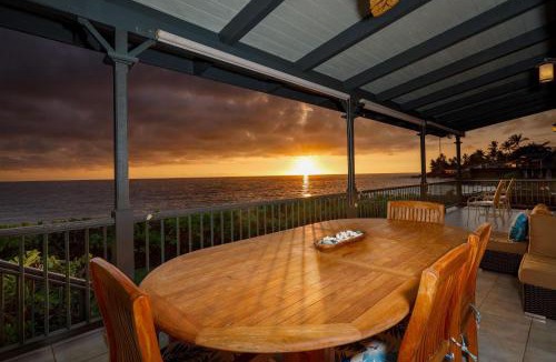 Kahaluu Bay House | Hokuea Hale