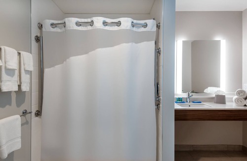 Punta Gorda Hotel | Holiday Inn Express & Suites Punta Gorda by IHG