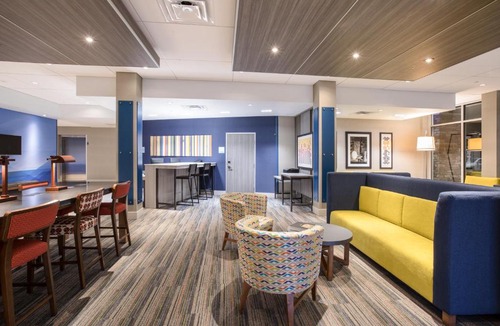 Brighton Hotel | Holiday Inn Express & Suites - Denver NE - Brighton by IHG
