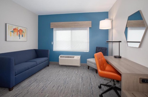 Meridian Hotel | Holiday Inn Express & Suites - Meridian - Boise West by IHG