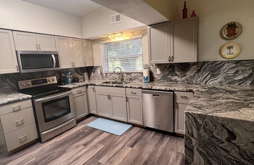 Largo House | Home close to the Indian Rocks Beach and Pinellas Trail