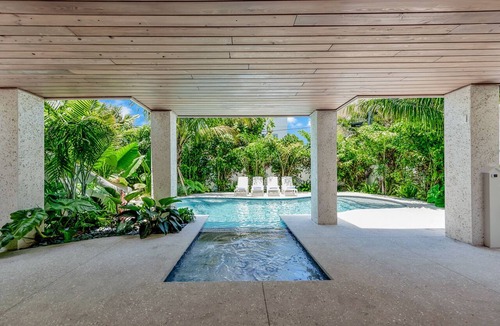 Sarasota House | Home with Waterslide, Heated Pool, Spa, Rooftop, Steps to Beach! - Sea The Light