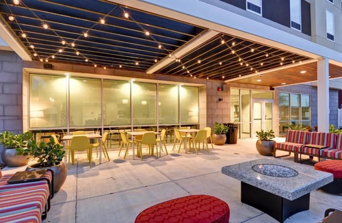 Terrace Park Hotel | Home2 Suites By Hilton Tampa USF Near Busch Gardens