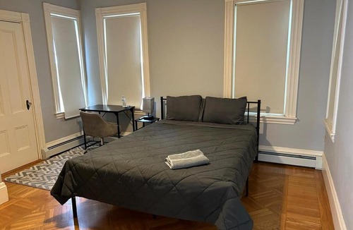 Dorchester Bed & Breakfast | HomeStay in Harvest Street