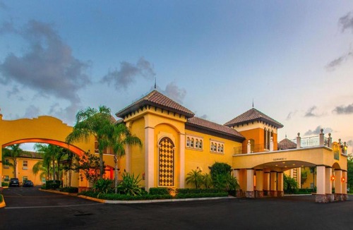 Sarasota Hotel | Homewood Suites by Hilton Sarasota