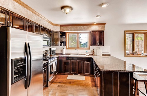 Alma Cabin | Hot Tub, Pet-Friendly, Panoramic Views, 20 mi to Breck