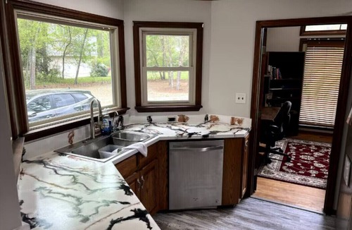 Fayetteville House | Hot Tub Private Gym Games