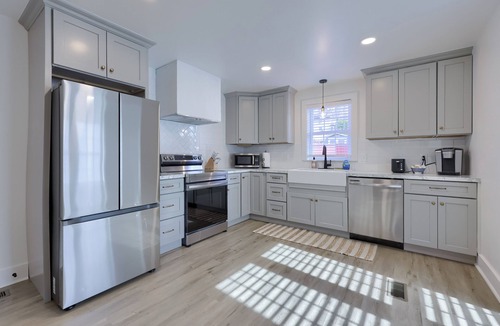 Parkesburg House | Hot Tub Retreat Between Philly & Lancaster