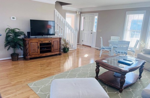Holden Beach House | House ∙ 4 bedrooms ∙ 8 guests