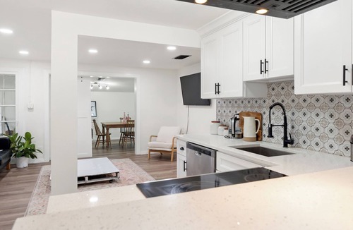 South Gate Ridge House | House - Minutes from Siesta Key!
