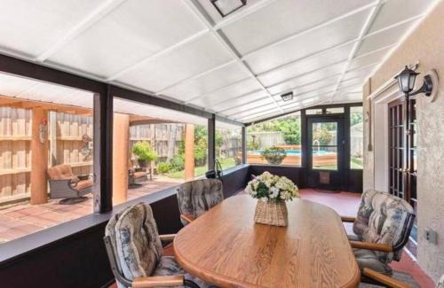 Bayshore Gardens Villa | House near beachpoolAna Maria IslandSarasota