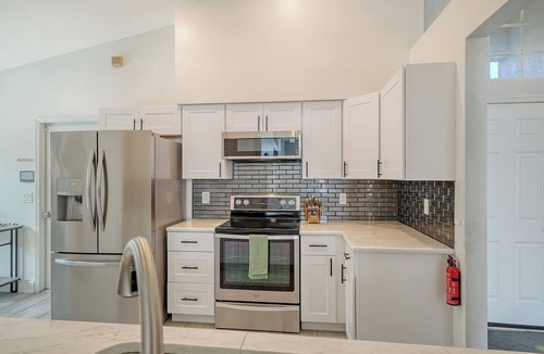 Sabal Harbour Apartment | Huge Pool, Near Beaches, IMG, UTC, Great Clubhouse
