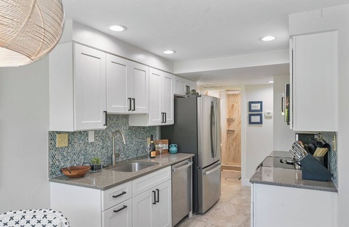 Anna Maria Condo | Ideal Location, Stunning Villa! Close to beach, beach gear provided!