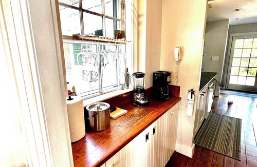 Manomet House | Incomparable Breathtaking Oceanfront 'House by the Sea' 5 bdrms + 3 bathrooms