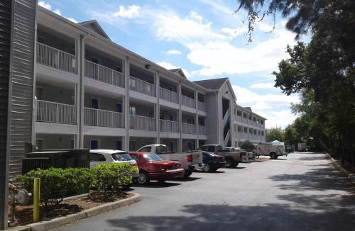 Highpoint Hotel | InTown Suites Extended Stay Clearwater FL