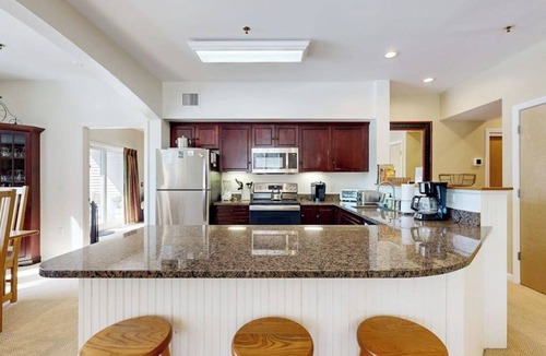 Jeffersonville Condo | Inviting Condo at Smugglers' Notch Resort w/Free Ski Shuttle