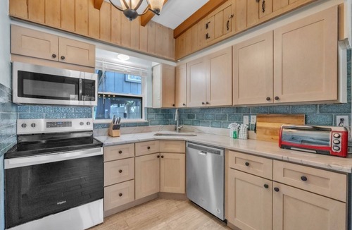 Anna Maria Villa | Island Gem B 2 Bedroom Villa by RedAwning