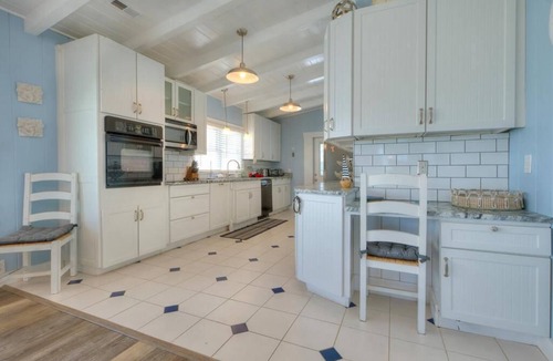 Long Beach House | Isle Be Seaing You: Pool, Hot Tub, Beach Walk