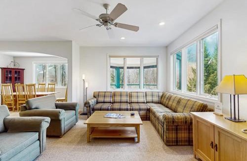 Jeffersonville Apartment | Kestrels Unit #16