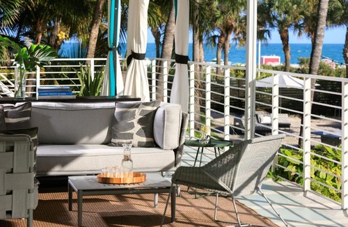 City Center Resort | Kimpton Surfcomber Hotel by IHG