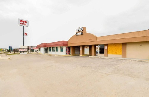 San Antonio Apartment | King Bed | Non Smoking