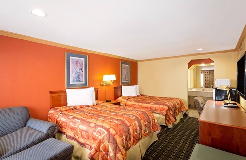 Port Charlotte - Charlotte Harbor Hotel | Knights Inn Port Charlotte