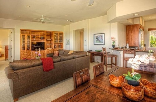 Kamuela Condo | Kumulani B4 Best Ocean Views in Complex, Amenity Pkg Optional.