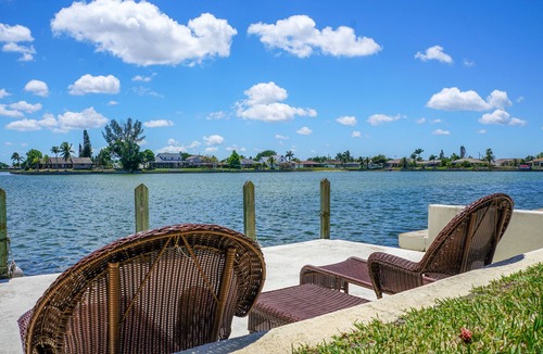 Fort Myers House | Lake Home With Heated Pool In Perfect Location