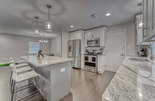 Carrollwood House | Lake View with Pool & Air Hockey